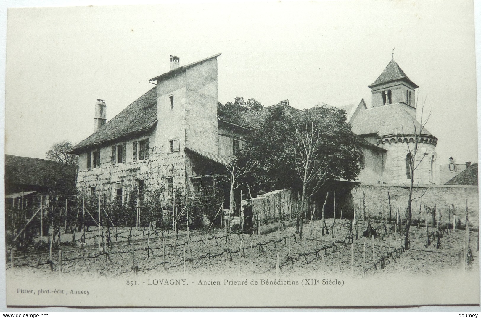 ANCIEN PRIEURÉ DE BÉNÉDICTINS (XII siècle) - LOVAGNY