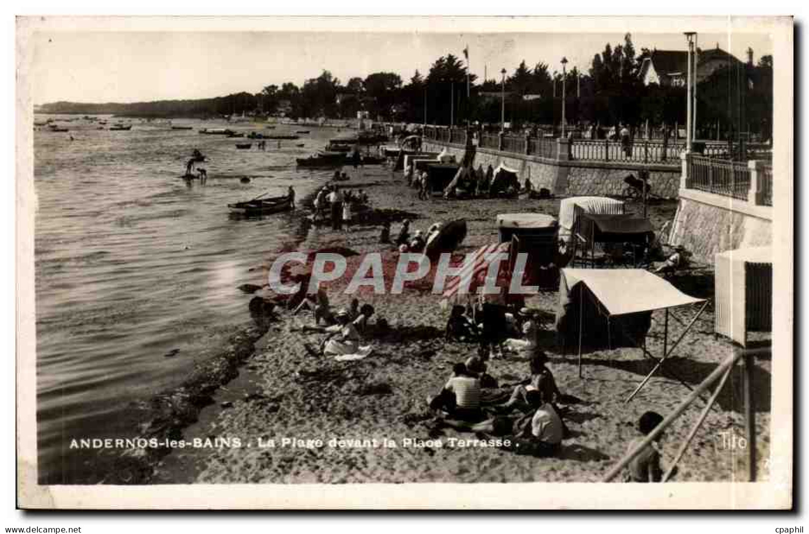 Andernos les Bains CPA La plage devant la terrasse