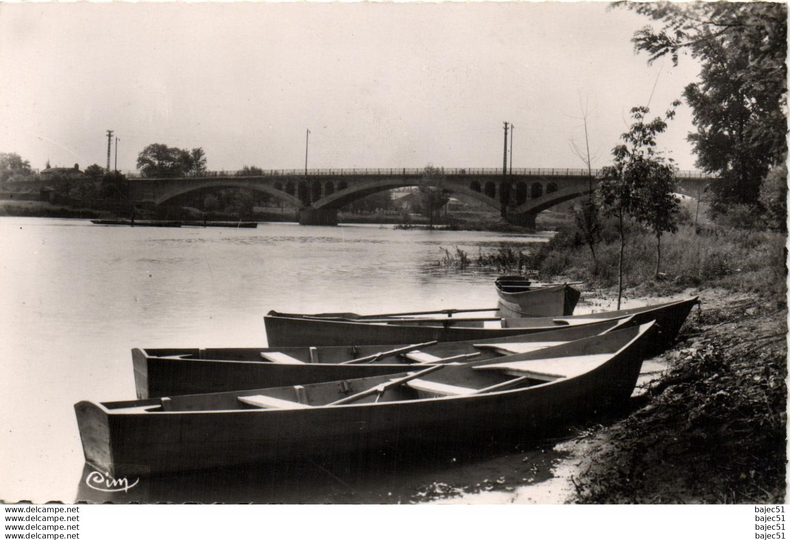 Andrézieux Bouthéon - Berges de la Loire et le pont