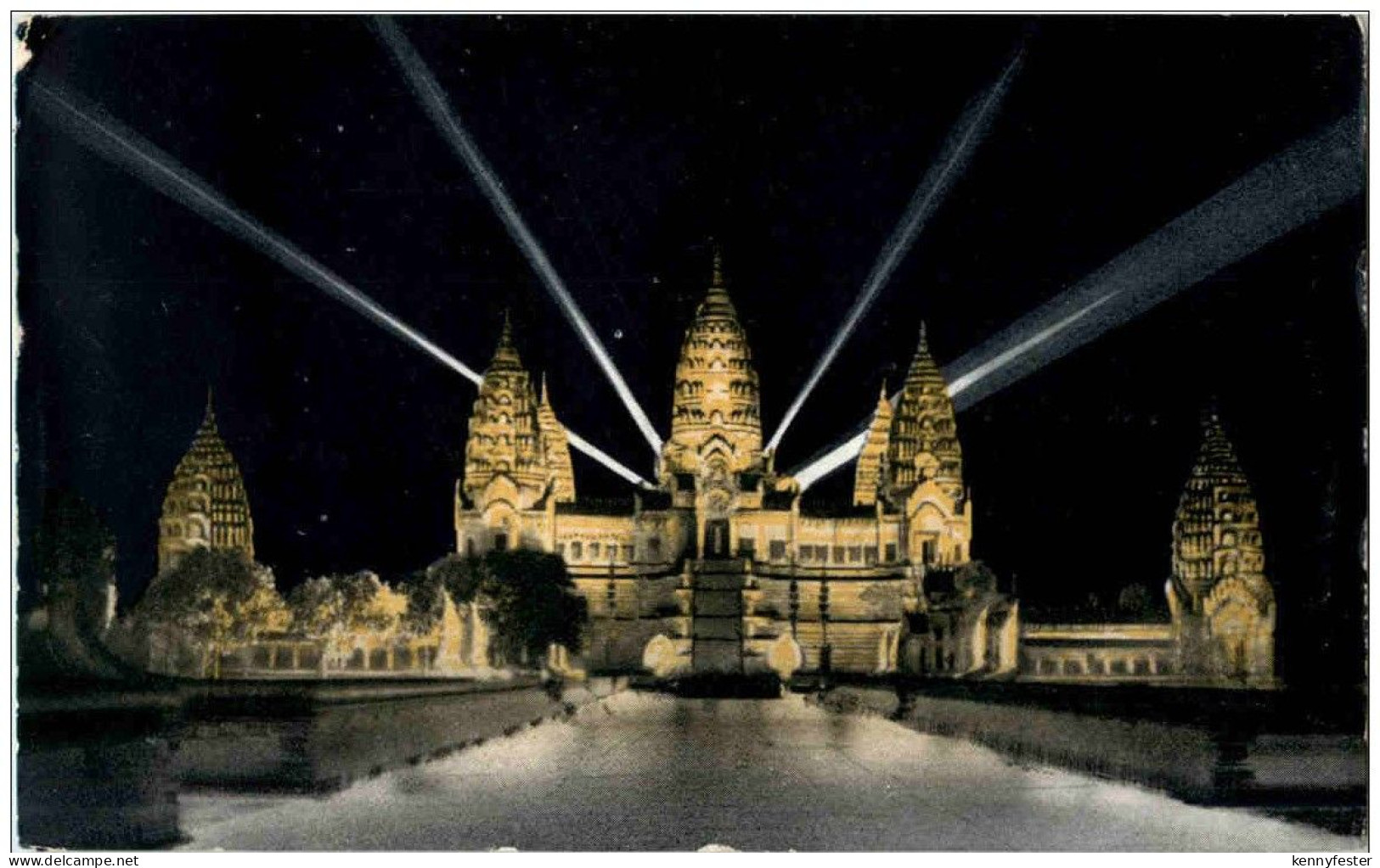Angkor Vat vue de nuit