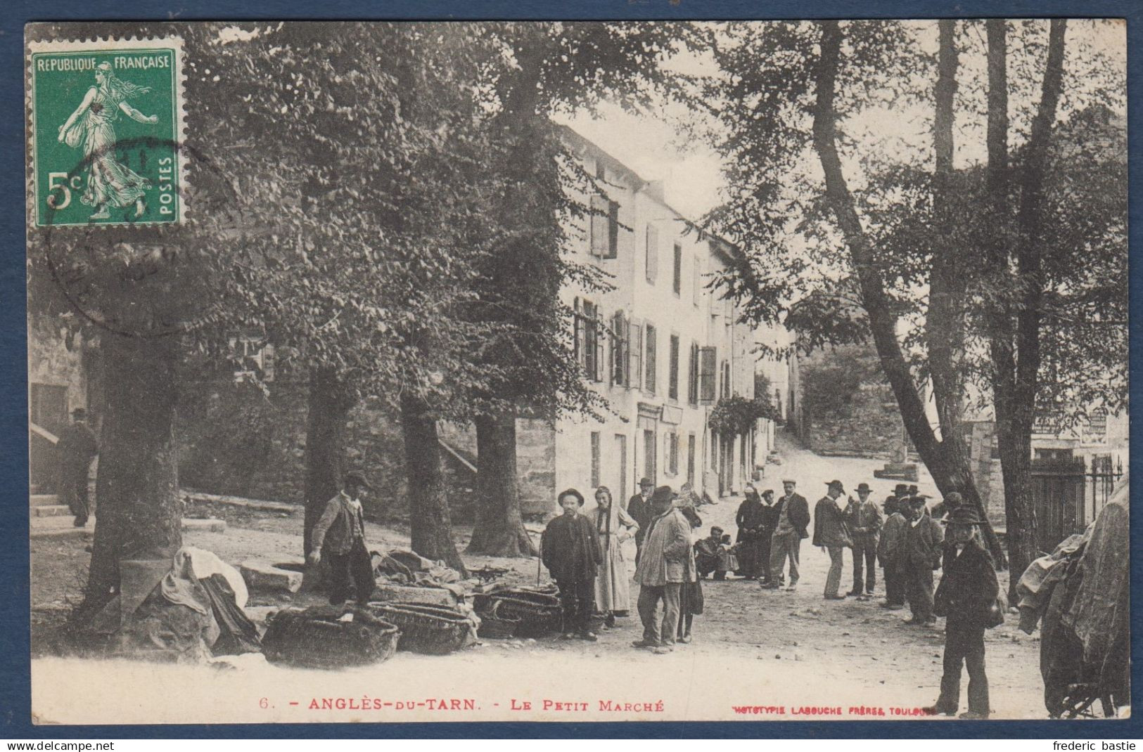 ANGLES DU TARN - Petit Marché