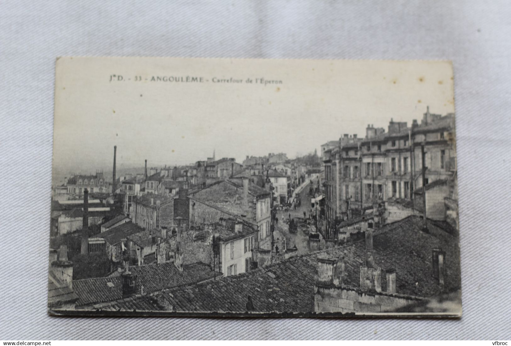 Angoulême, carrefour de l'Eperon, Charente 16