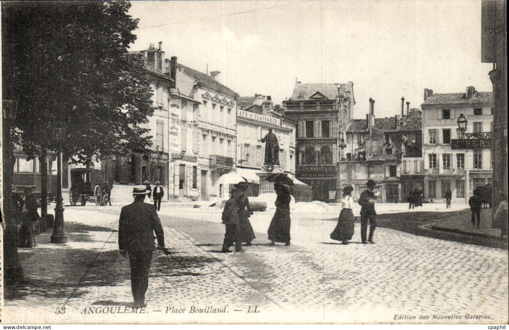 Angouleme CPA Place Bouillaud