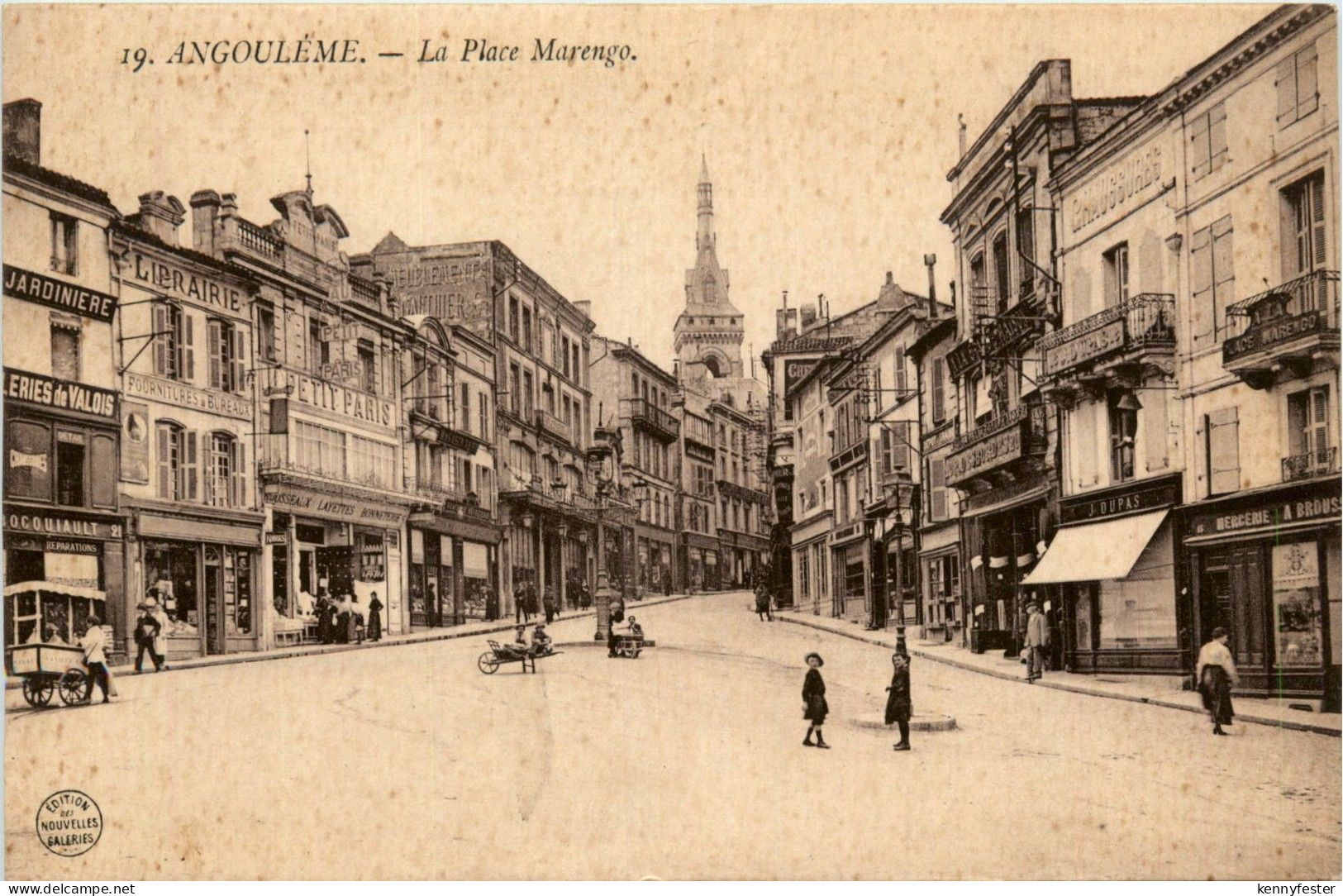 Angouleme - La Place Marengo