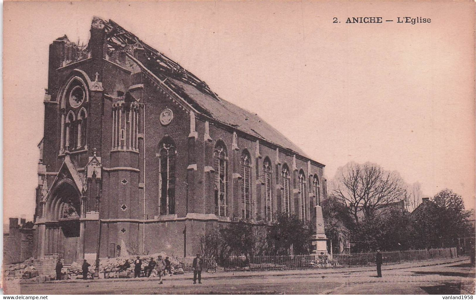 ANICHE-l'église