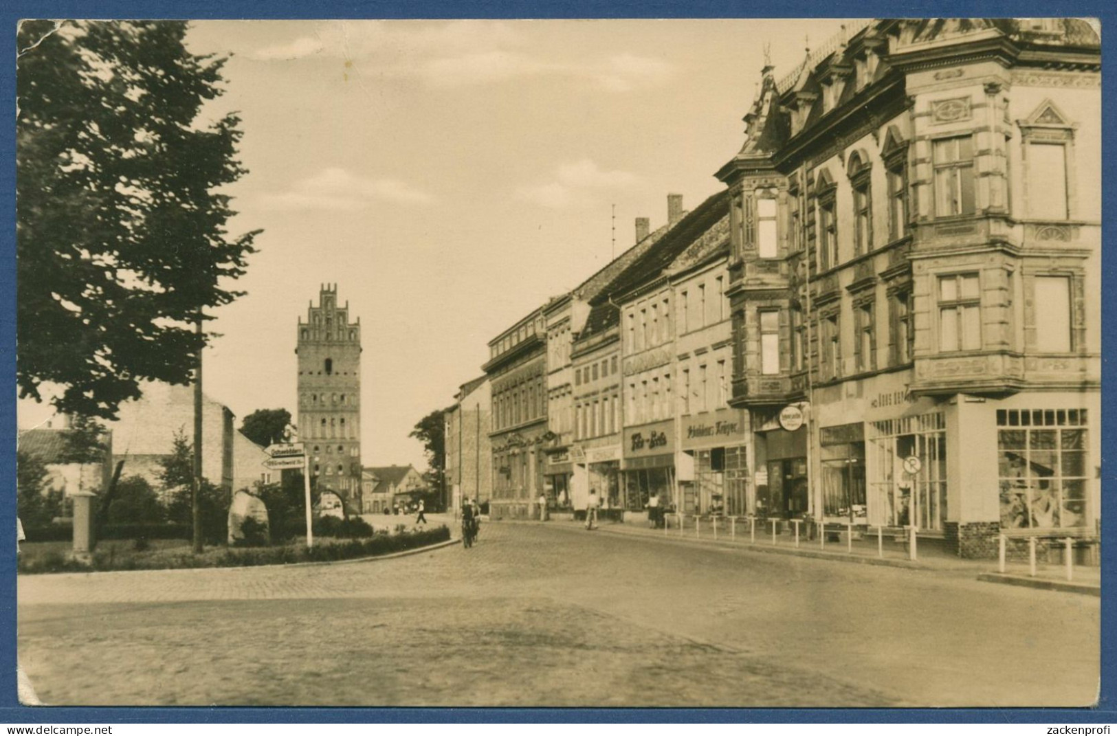 Anklam Steinstraße Geschäfte, gelaufen 1969 Marke fehlt (AK4126)