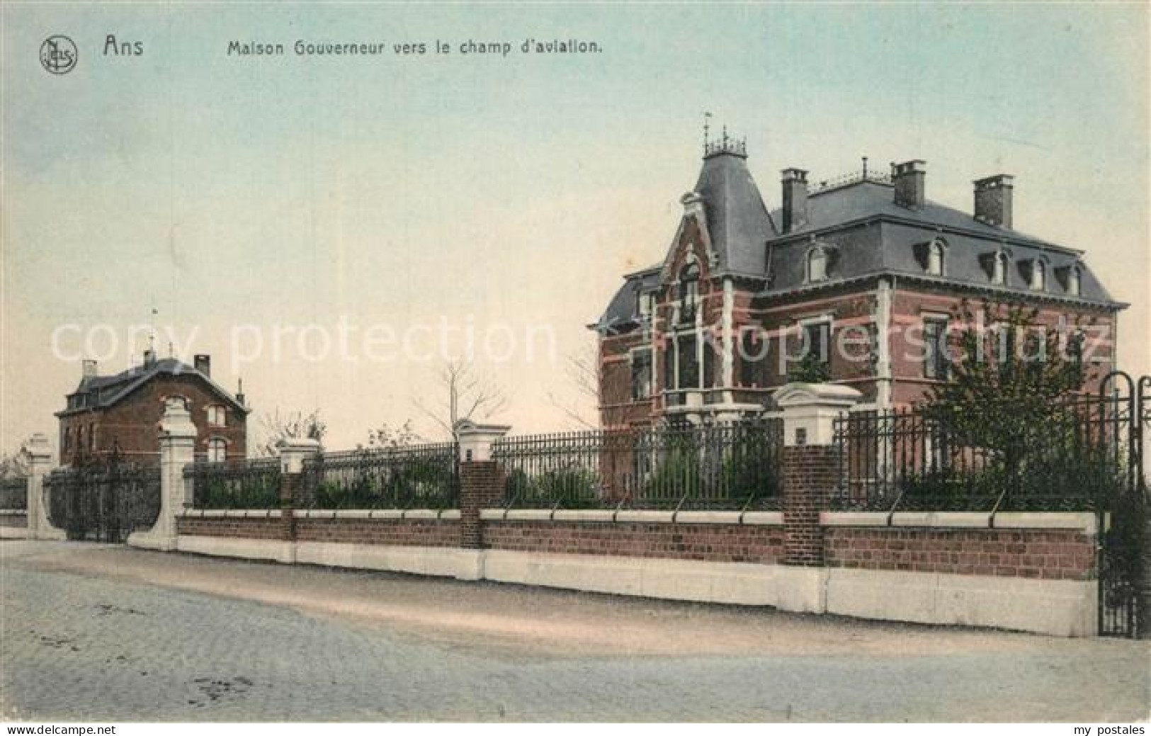 Ans Maison Gouverneur vers le champ d’aviation Feldpost