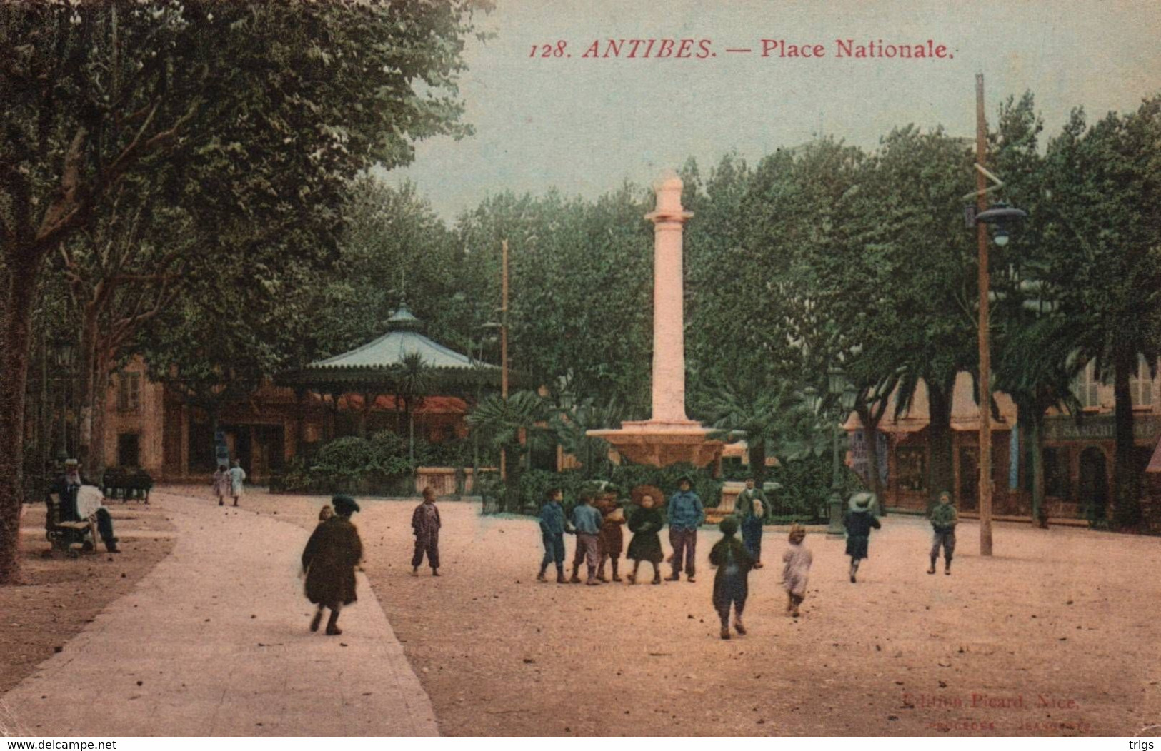 Antibes - Place Nationale