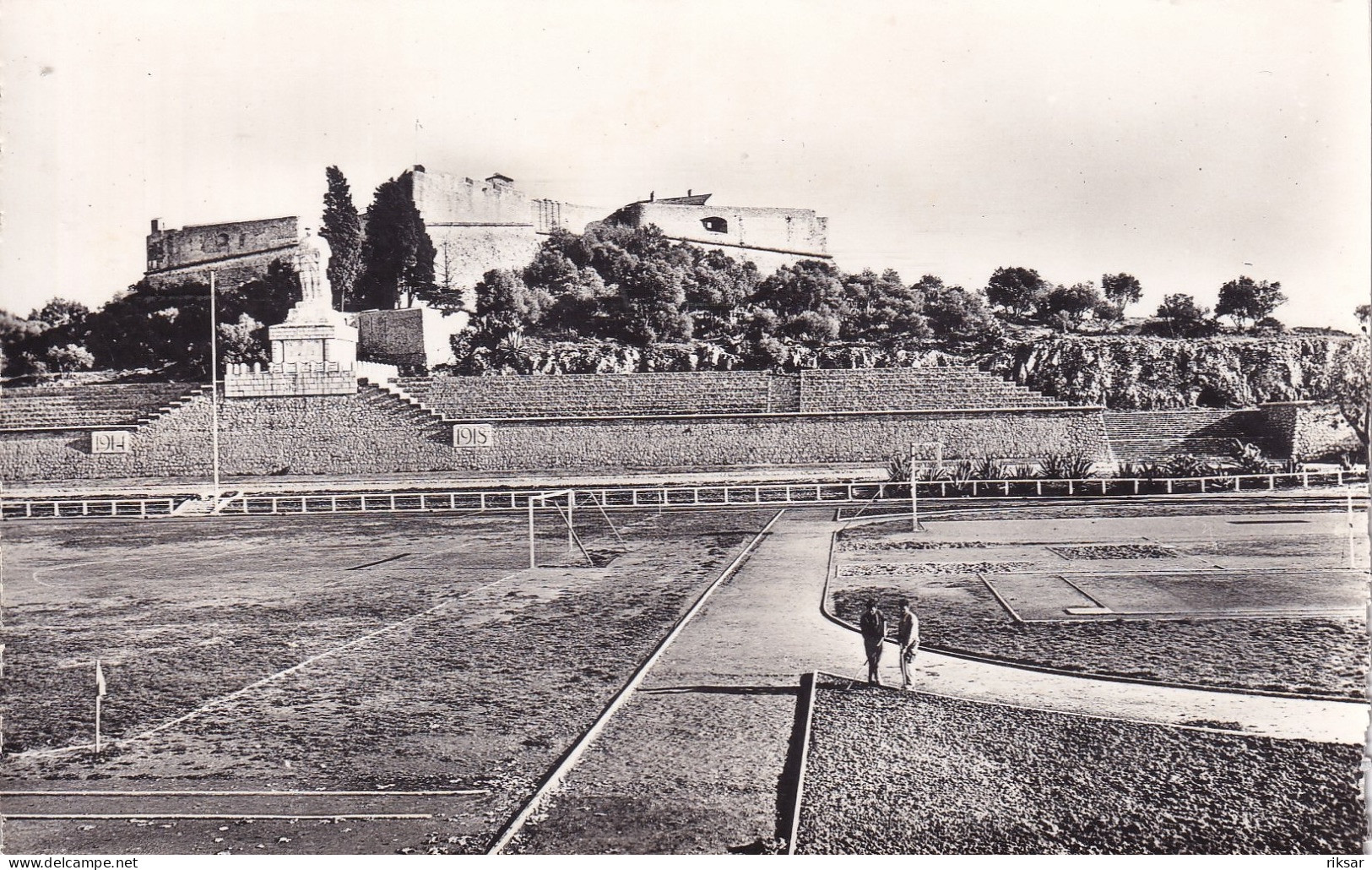ANTIBES(STADE)