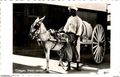 Curaçao - Curaçao - Water vendor