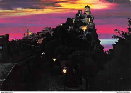 [-15%] ANTILLES - Repubblica Di S Marino - La première Tour - vue de nuit - Carte Postale Ancienne