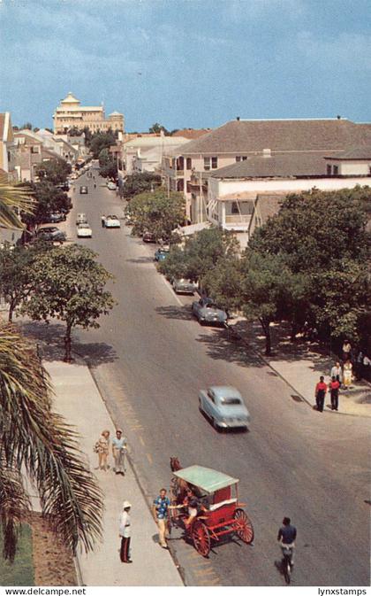 B159 Bahamas Nassau Carriage Car Bay Street vintage postcard