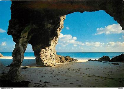 Carte Postale - Antilles - Bermudes - Bermuda - Natural Arches - TuckersTown - CPM - Voir Scans Recto-Verso - Poscard -