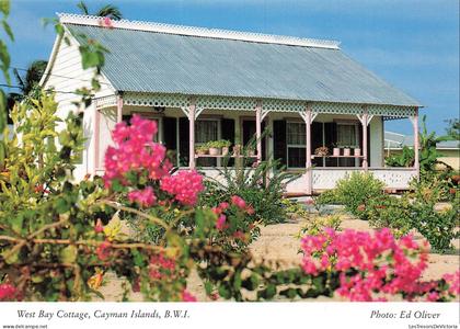 ANTILLES - Cayman Islands - West Bay Cottage - Façade - Balcon - Fenêtres - Pots - Bougainvilliers - Carte postale