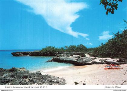 ANTILLES - Grand Cayman - Smith s Barcadere - Plage - Sa&ble - Rochers - Végétation - Mer - Animé - Carte postale