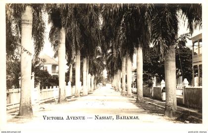 Bahamas, Nassau, Victoria Avenue, Foto-AK, ca. 40er Jahre