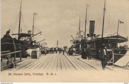PC TRINIDAD AND TOBAGO TRINIDAD ST. VINCENT JETTY VINTAGE POSTCARD (b64825)