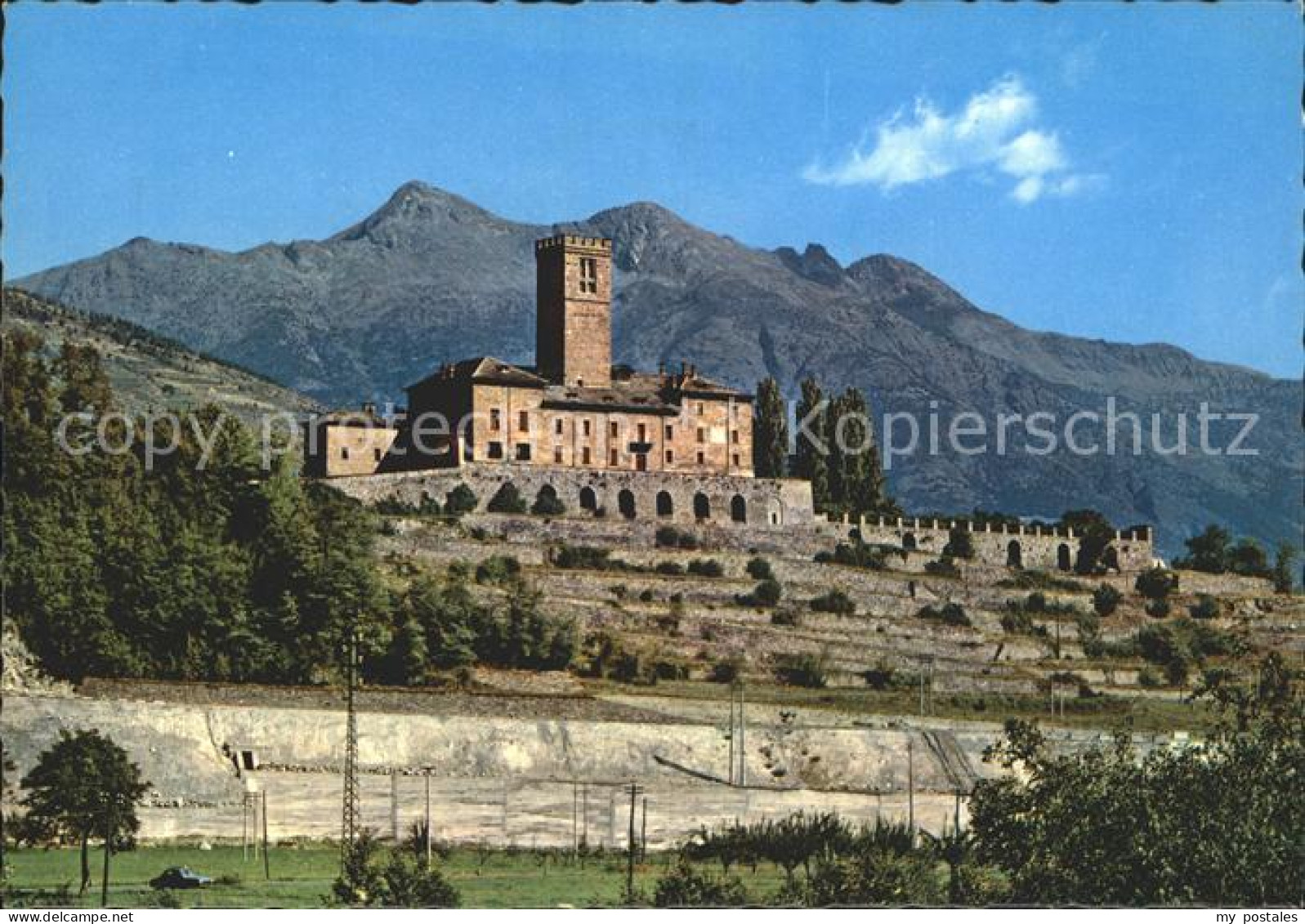 Aosta Castello di Sarre