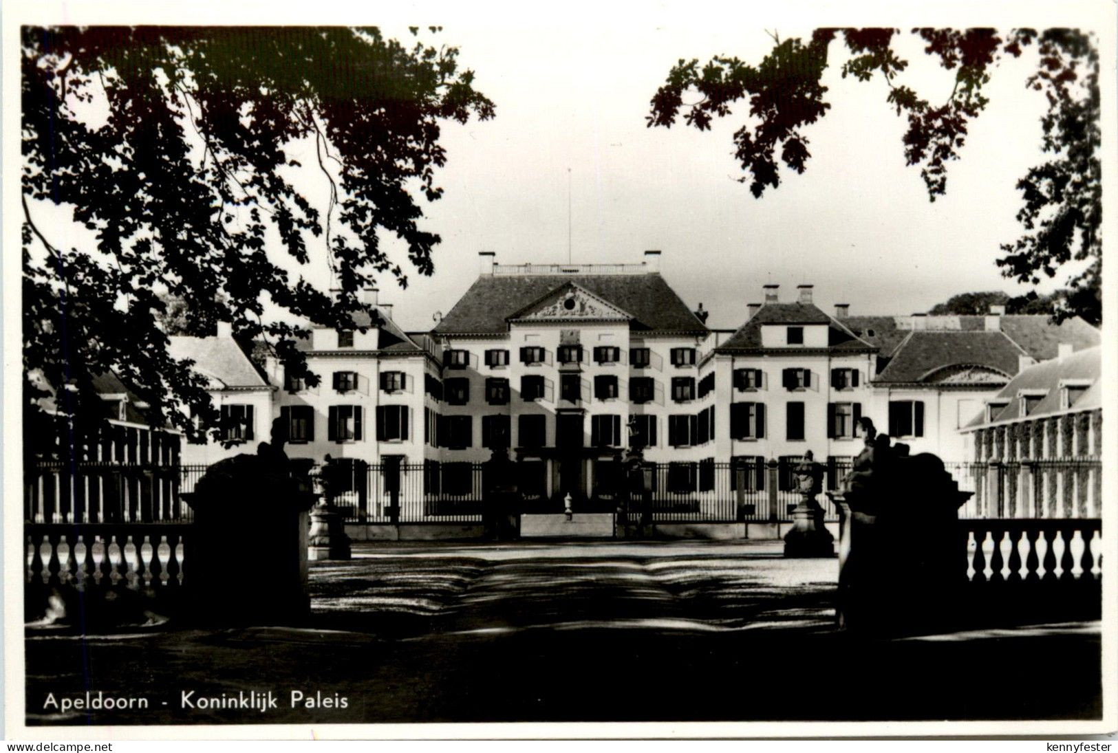 Apeldoorn - Koninklijk Paleis