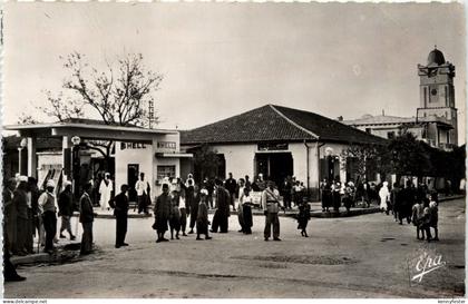 Khenchella, Rue Lamoriciere et Rue de Paris