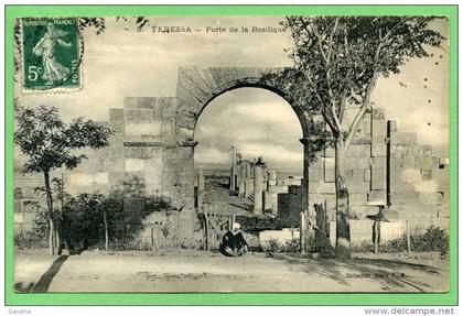 TEBESSA - Porte de la Basilique