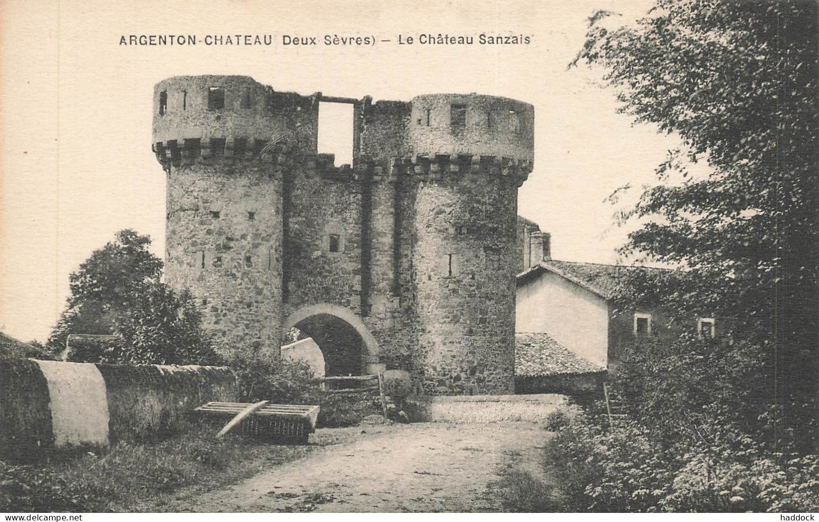ARGENTON CHATEAU - LE CHATEAU SANZAIS