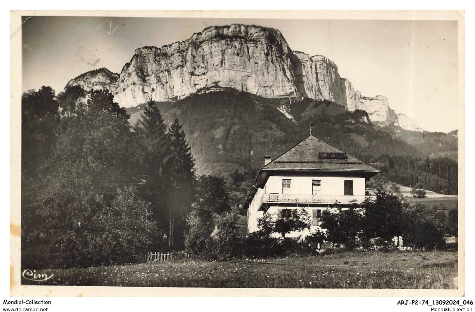 ARJP2-0091-74 - DINGY-SAINT-CLAIR - Hôtel du parmelan et le perthuis