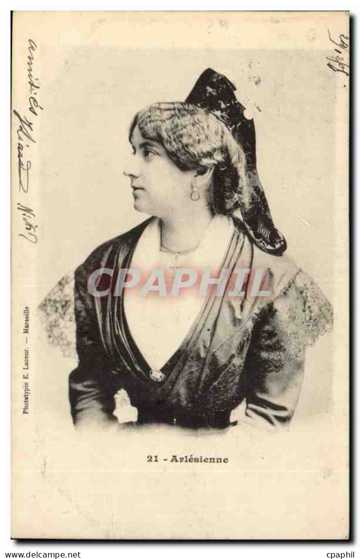 Arles - Arlesienne - CPA