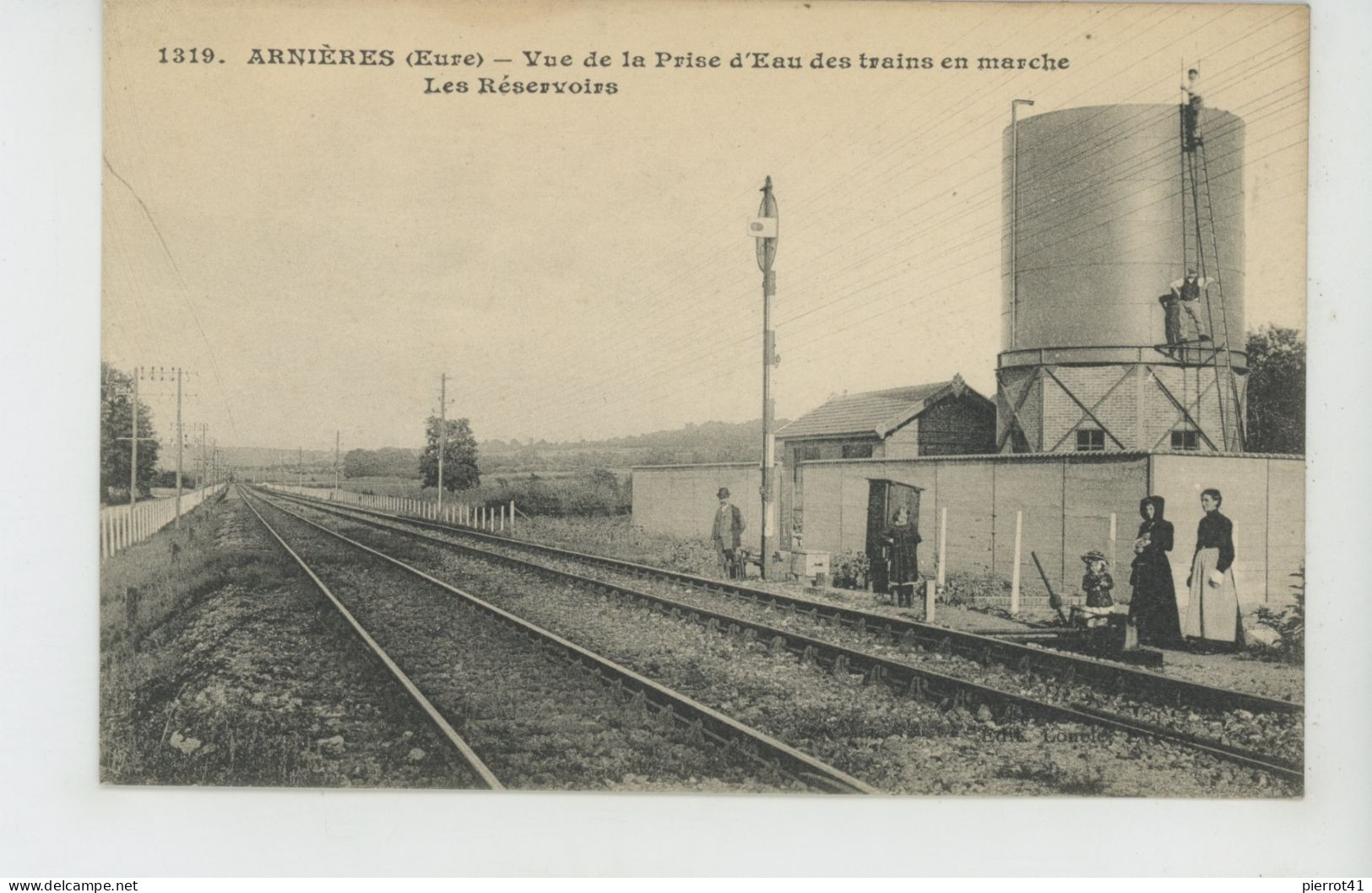 ARNIÈRES - Vue de la Prise d'Eau des trains en marche - Les Réservoirs