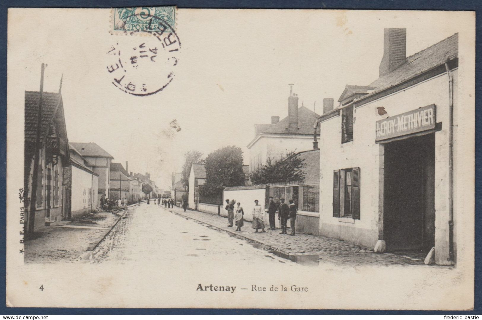 ARTENAY