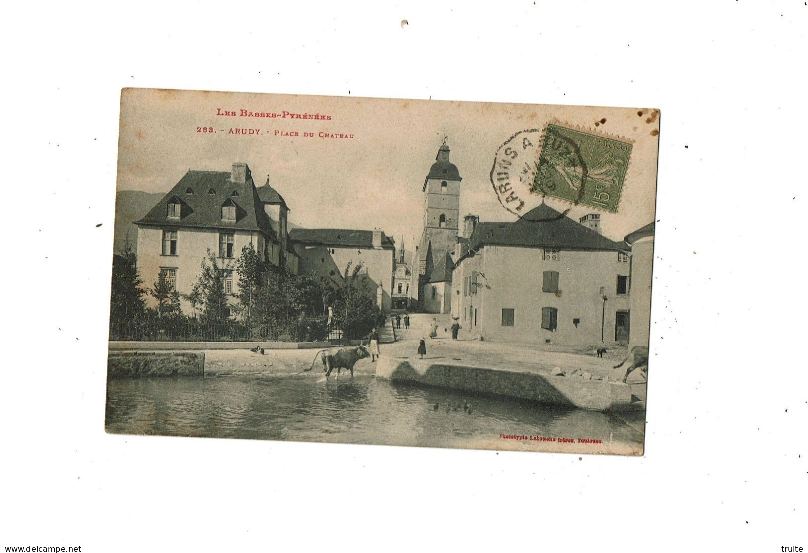 ARUDY PLACE DU CHATEAU