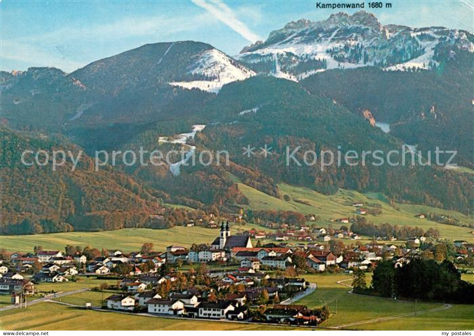 Aschau Chiemgau mit Kampenwand Chiemgauer Alpen Fliegeraufnahme