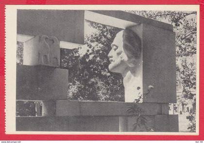 248405 / Yerevan - MEMORIAL TO SAYAL NOVA , Armenia Armenien Armenie