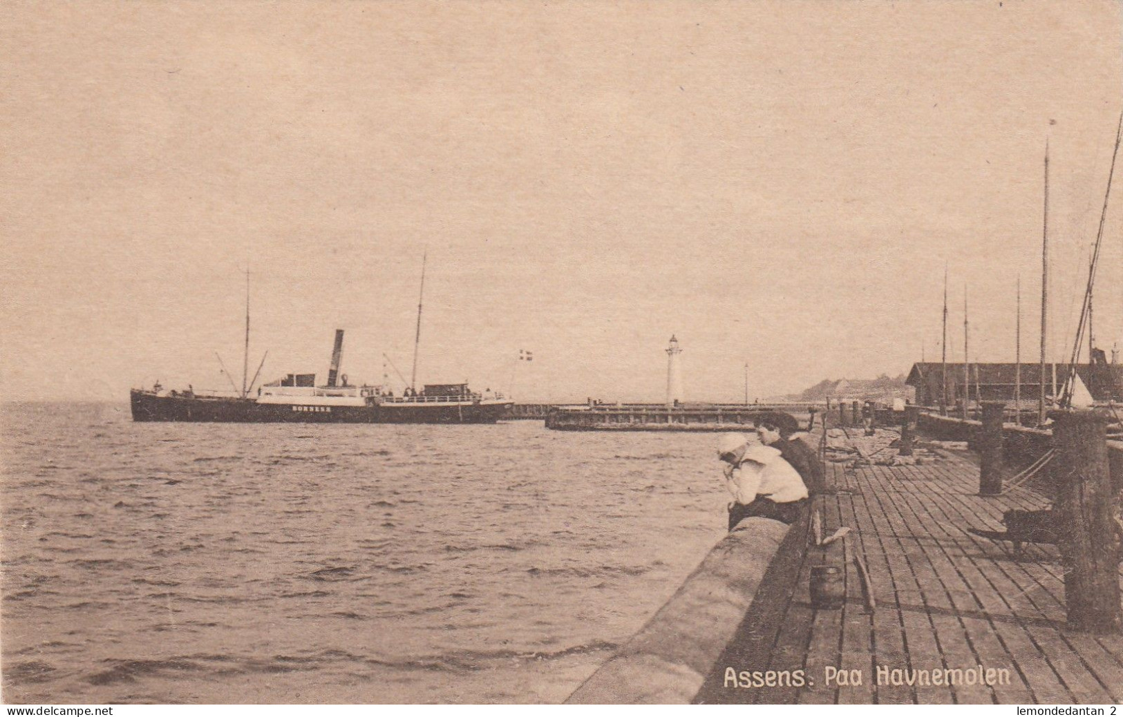 Assens - Paa Havnemolen