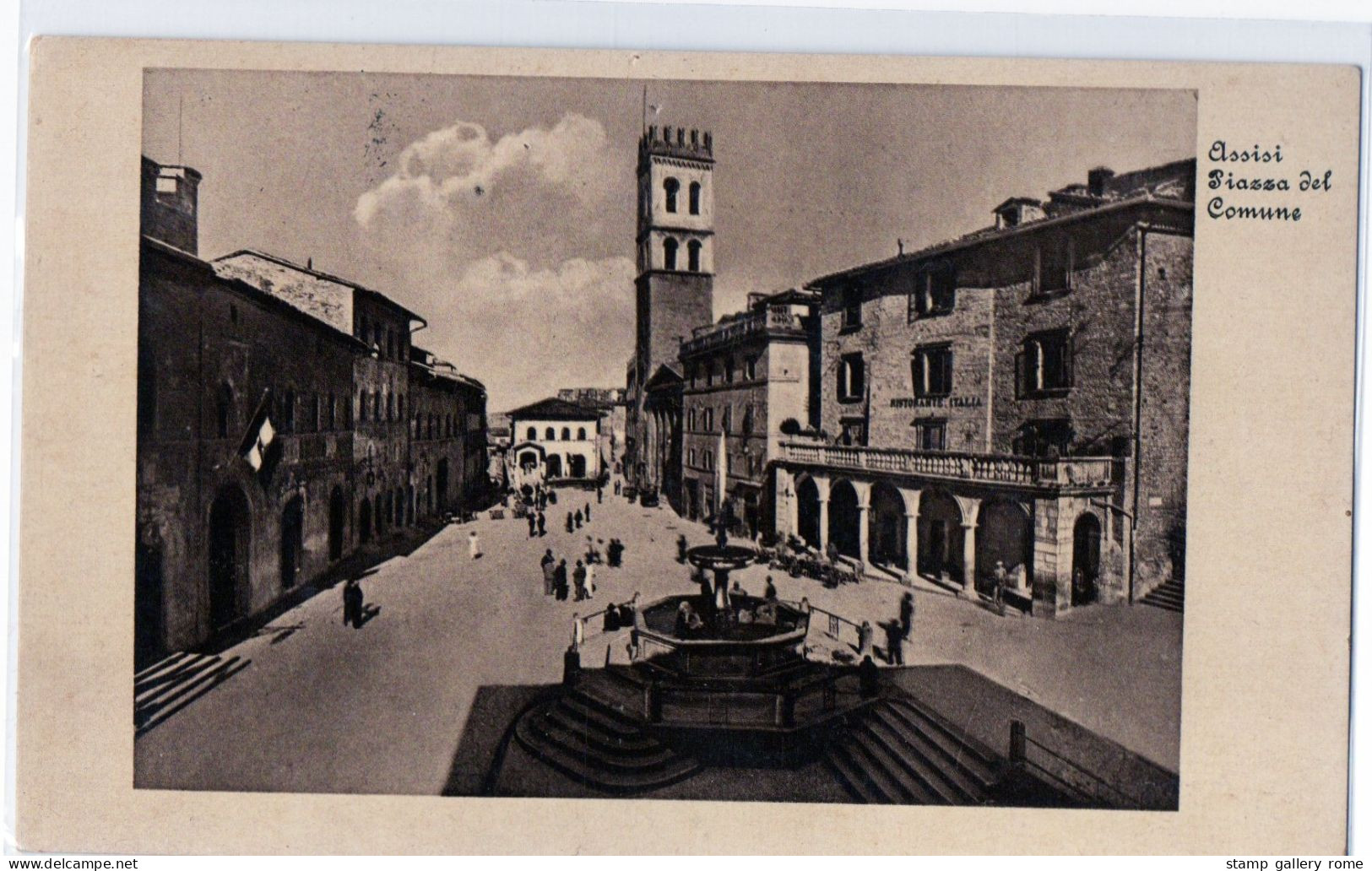 Assisi – Piazza del Comune – Fontana e Torre Civica – anni ’30-’40 - VIAGGIATA 1946