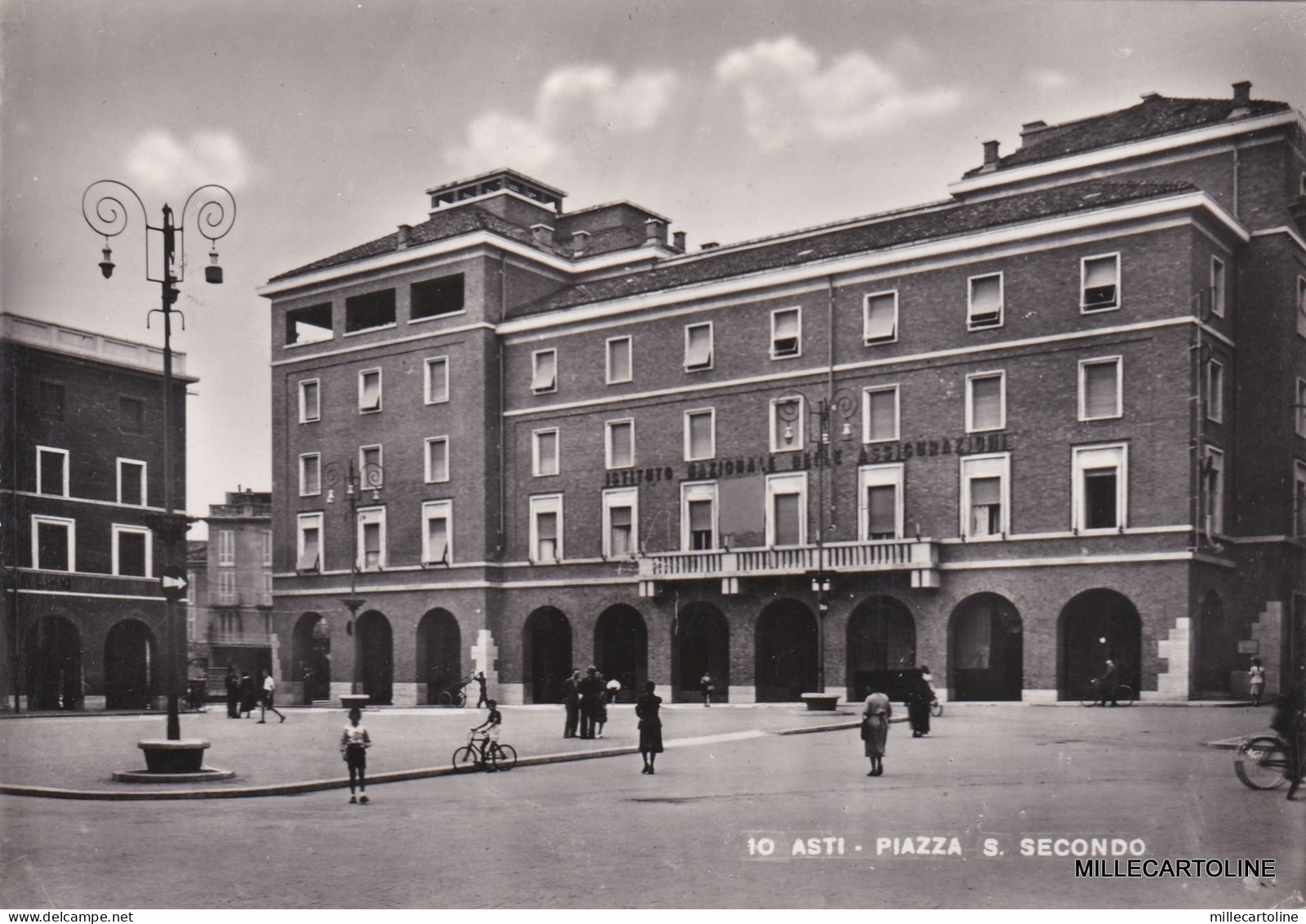# ASTI: PIAZZA S. SECONDO