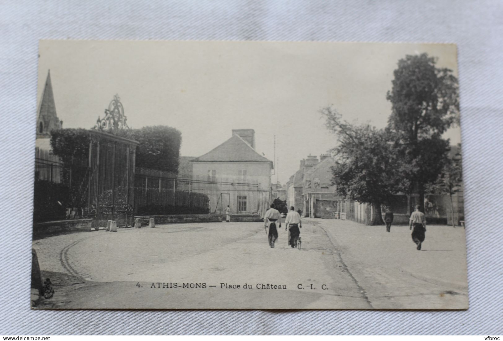 Athis Mons, place du château, Essonne 91