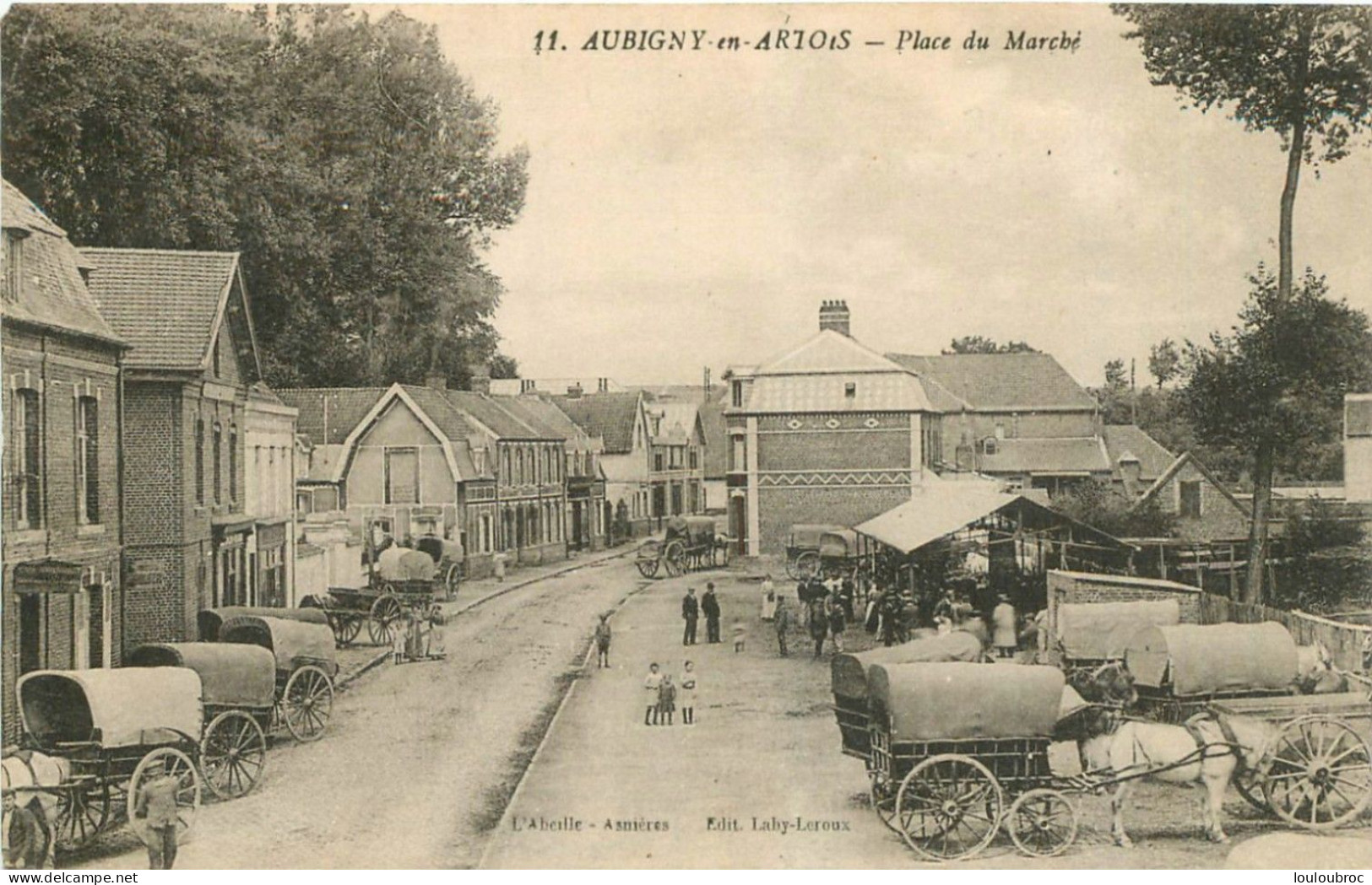 AUBIGNY EN ARTOIS PLACE DU MARCHE