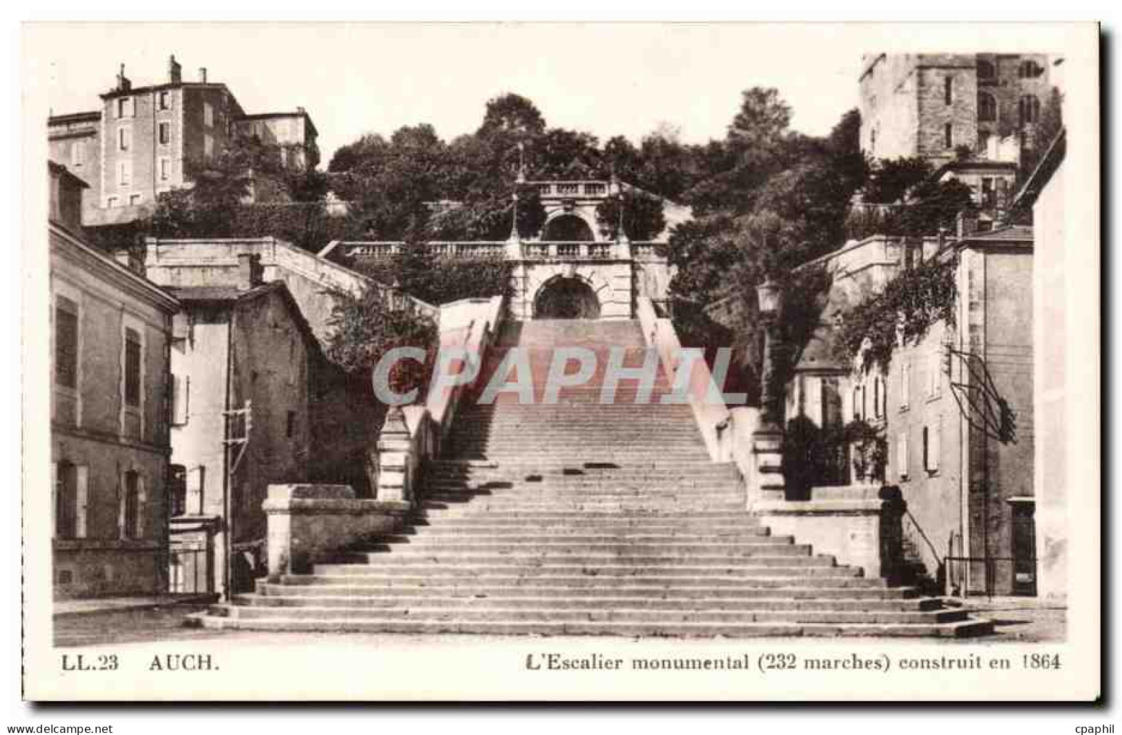Auch - L'Escalier Monumental - CPA