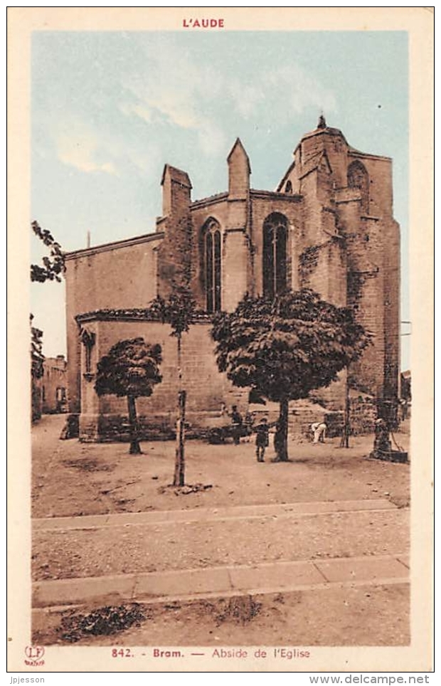 AUDE  11    BRAM   ABSIDE DE L'EGLISE