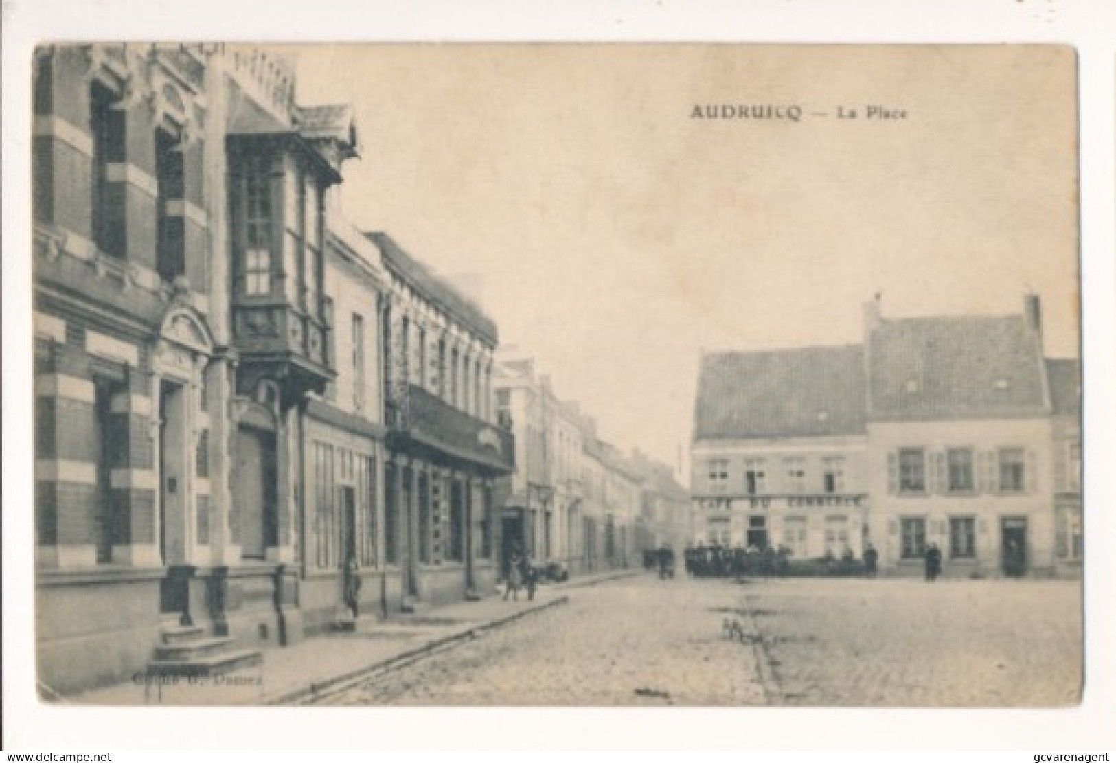 AUDRUICQ     LA PLACE