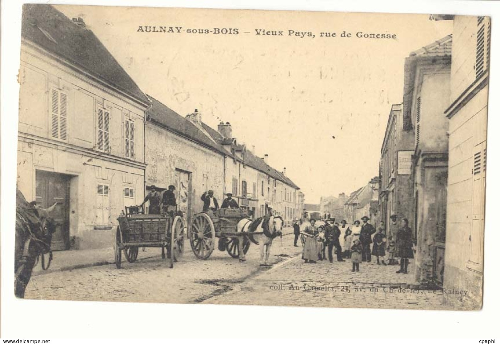 Aulnay sous Bois CPA Vieux pays rue de Gonesse (tres animee)