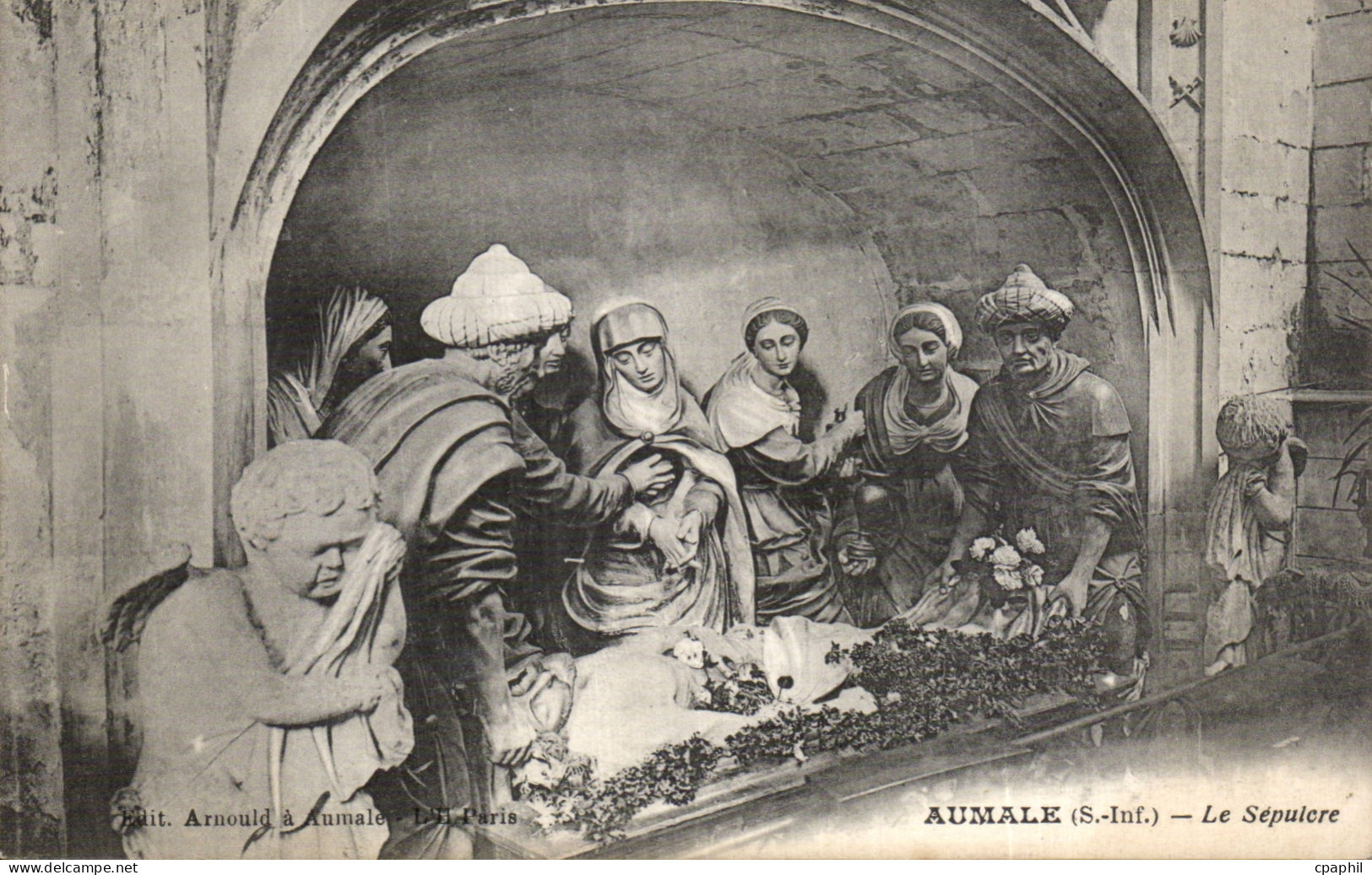 Aumale - Le Sepulcre - CPA