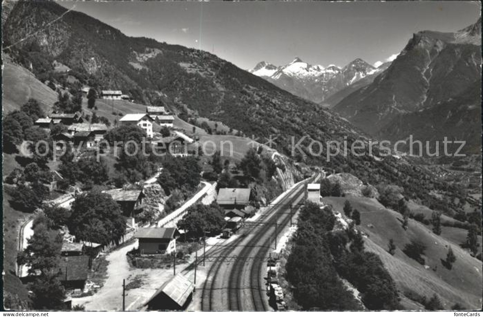 Ausserberg Loetschbergbahn Bortelhorn und Glishorn Walliser Alpen