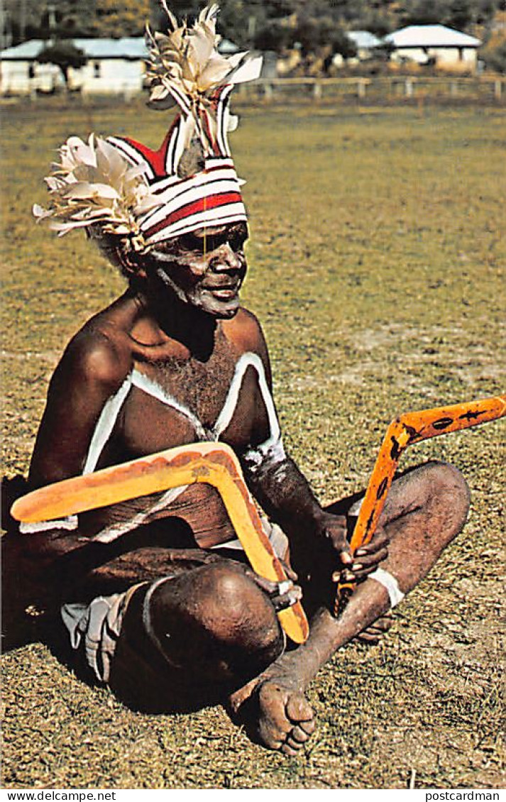Australia - Aboriginal with Boomerangs - Publ. Murfett 157