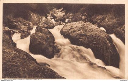 A023 Australia Cairns Railway Freshwater Creek rocks vintage postcard