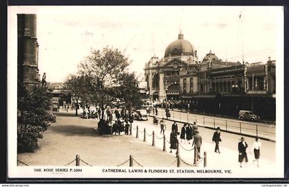AK Melbourne /Vic., Cathedral Lawns & Flinders St. Station