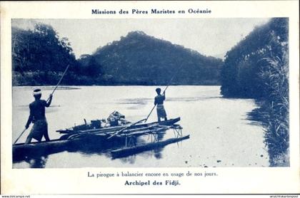 CPA Fidschi, Sur la riviere de Rewa, Boot