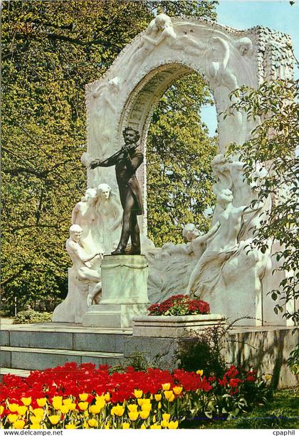 CPM Vienne Monument a Johann Strauss