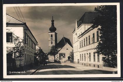 AK Sierning /O. Ö., Strassenpartie zur Kirche